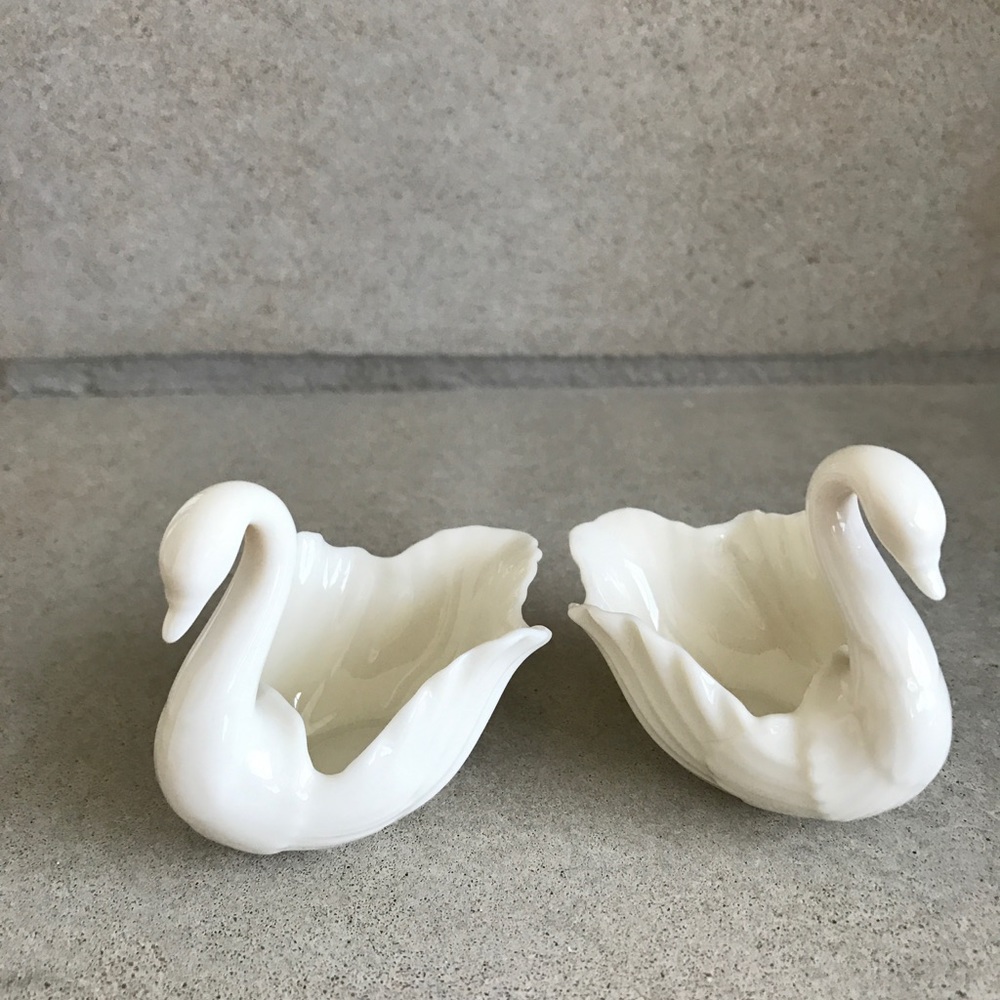 Signed Lenox Mini Swans - Picture 3 of 6